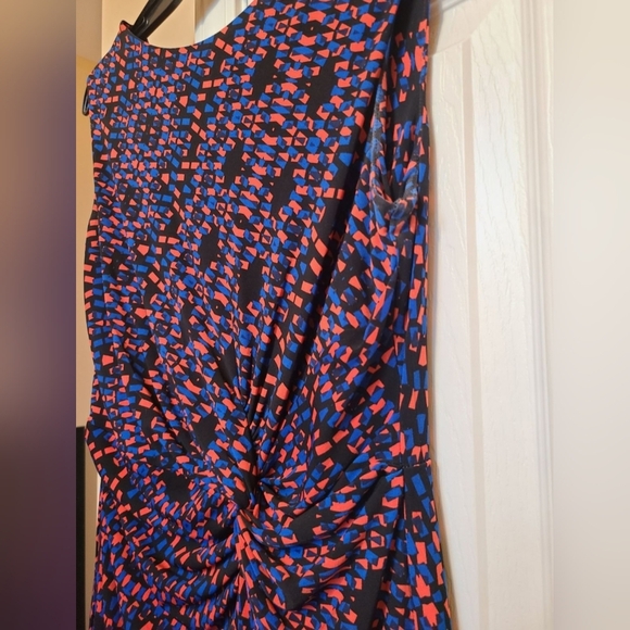 Chaus New York | Sleeveless Multicolor Ruched Shift Dress | Size Medium - Picture 4 of 6
